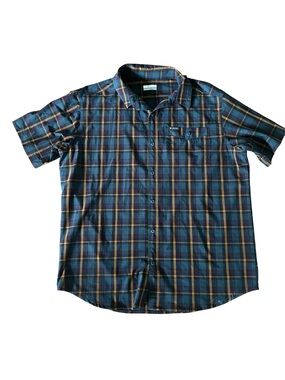 Columbia Men's Navy and Teal Plaid Short Sleeve Button-Down Shirt